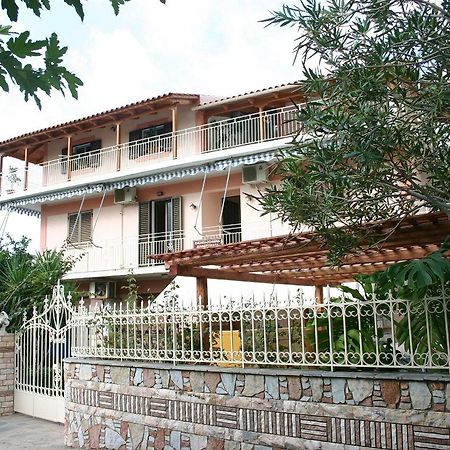 Liocharis Apartments Lourdata  Exterior photo